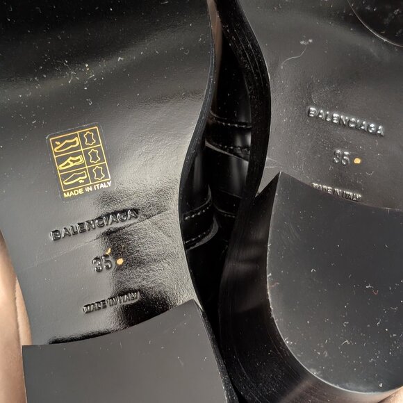 BALENCIAGA - Picture 5 of 8
